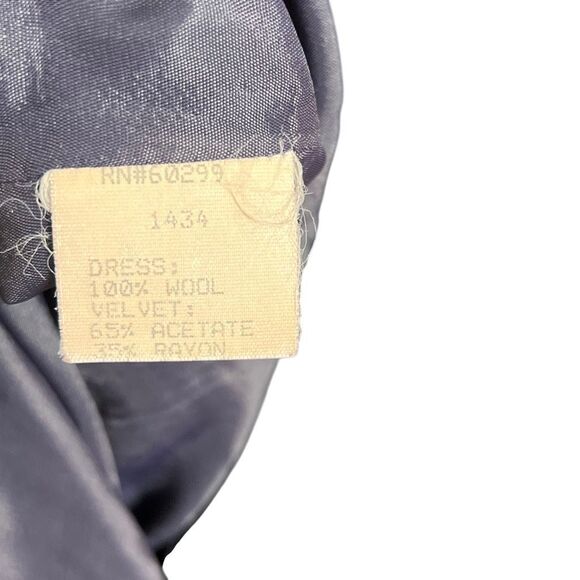 Vintage Chetta B Wool Button Front Velvet Collar Long Sleeve Dress Black Size 14 - Picture 7 of 8